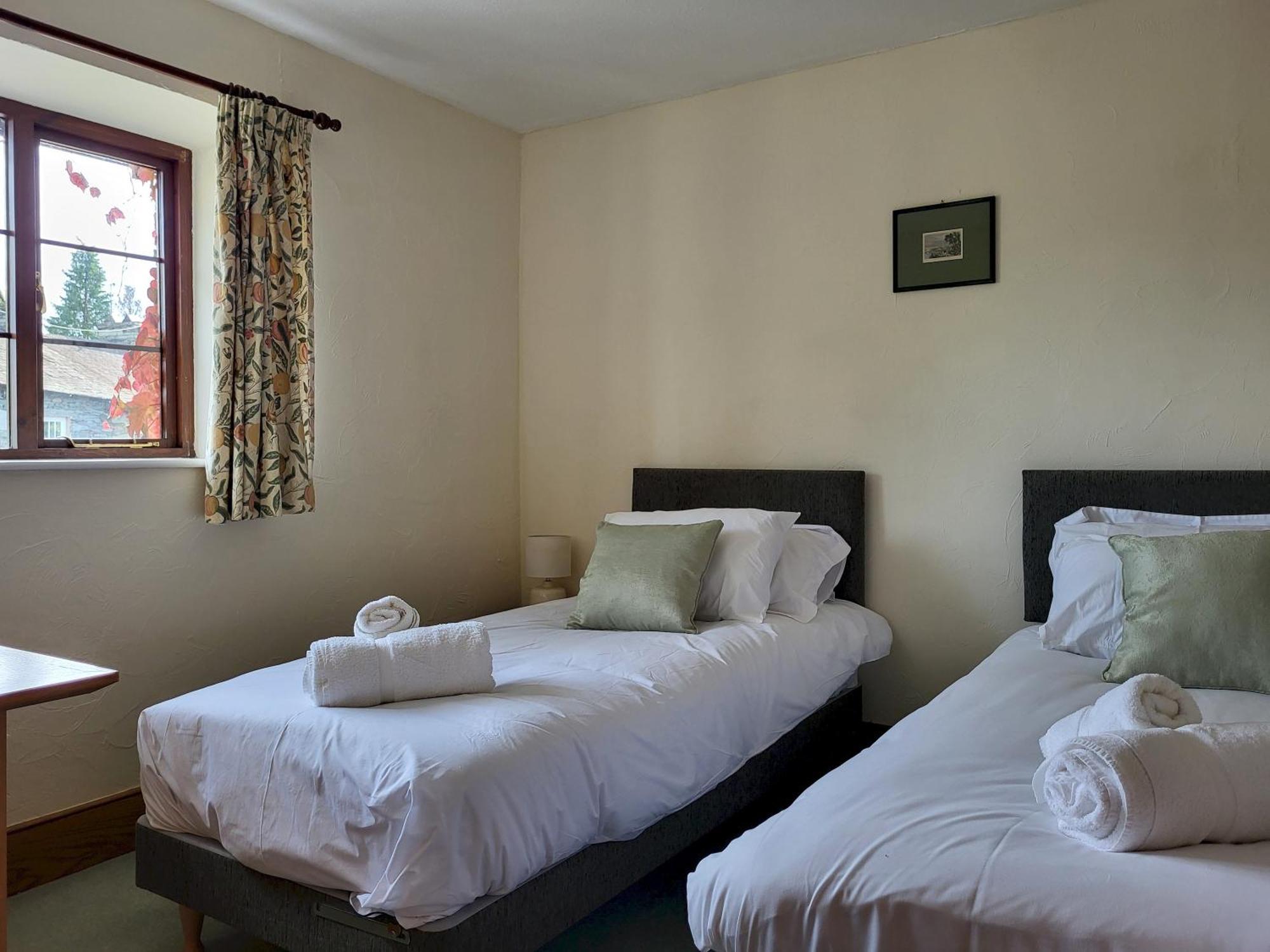 Wheelwrights House Villa Ambleside Bagian luar foto